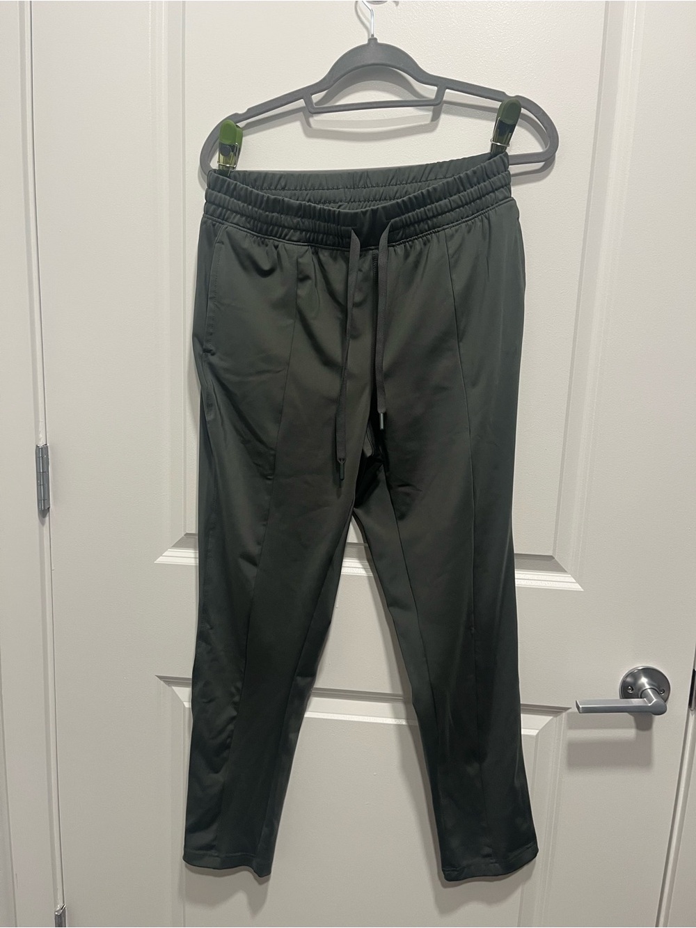 Women’s Dark Green Drawstring Jogger Pants